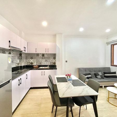 Sky Hotel Central Phnom Penh - Rooms & Apartments Zewnętrze zdjęcie